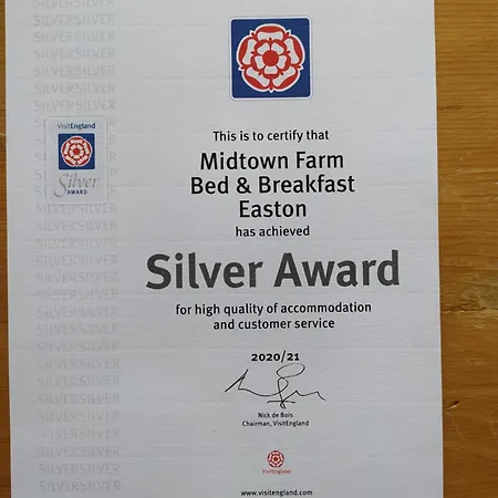 Midtown Farm 4*